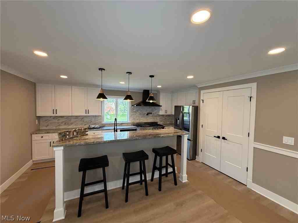 3940 Ellendale Rd - Photo 6 of 34