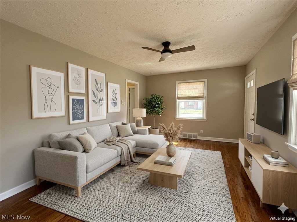 857 Kennebec Ave - Photo 4 of 19