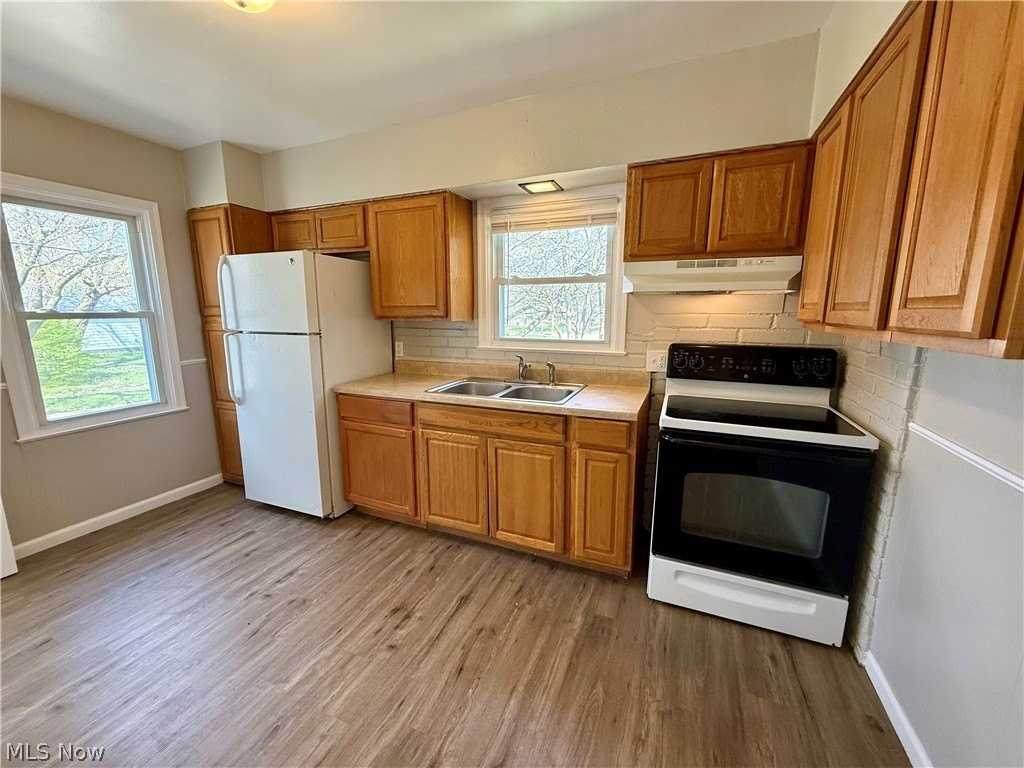 857 Kennebec Ave - Photo 6 of 19