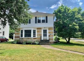 featured image of 3932 Meadowbrook Blvd