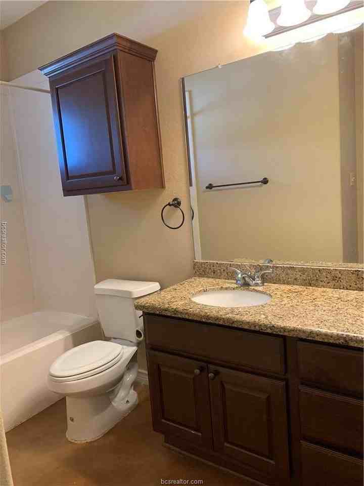 3329 Lieutenant Ave - Photo 6 of 9