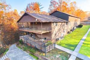 featured image of 400 Cranbrook Ave Se