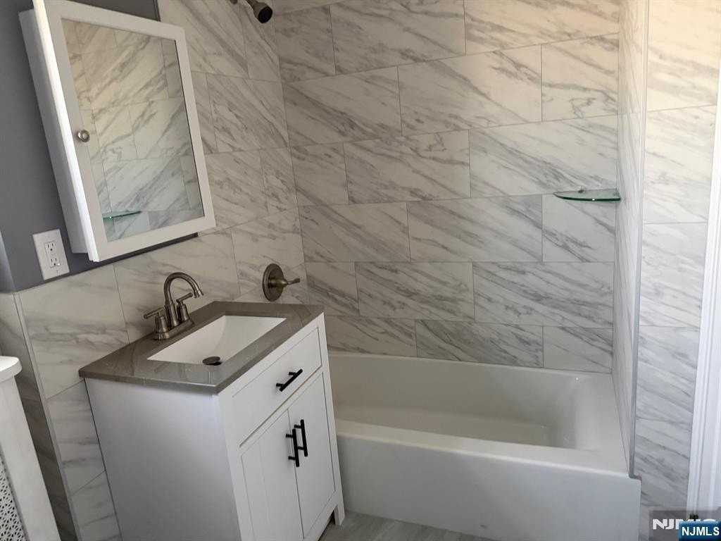 22 Prospect St - Photo 4 of 7