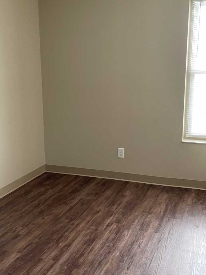 5907 #5907A - Photo 7 of 8