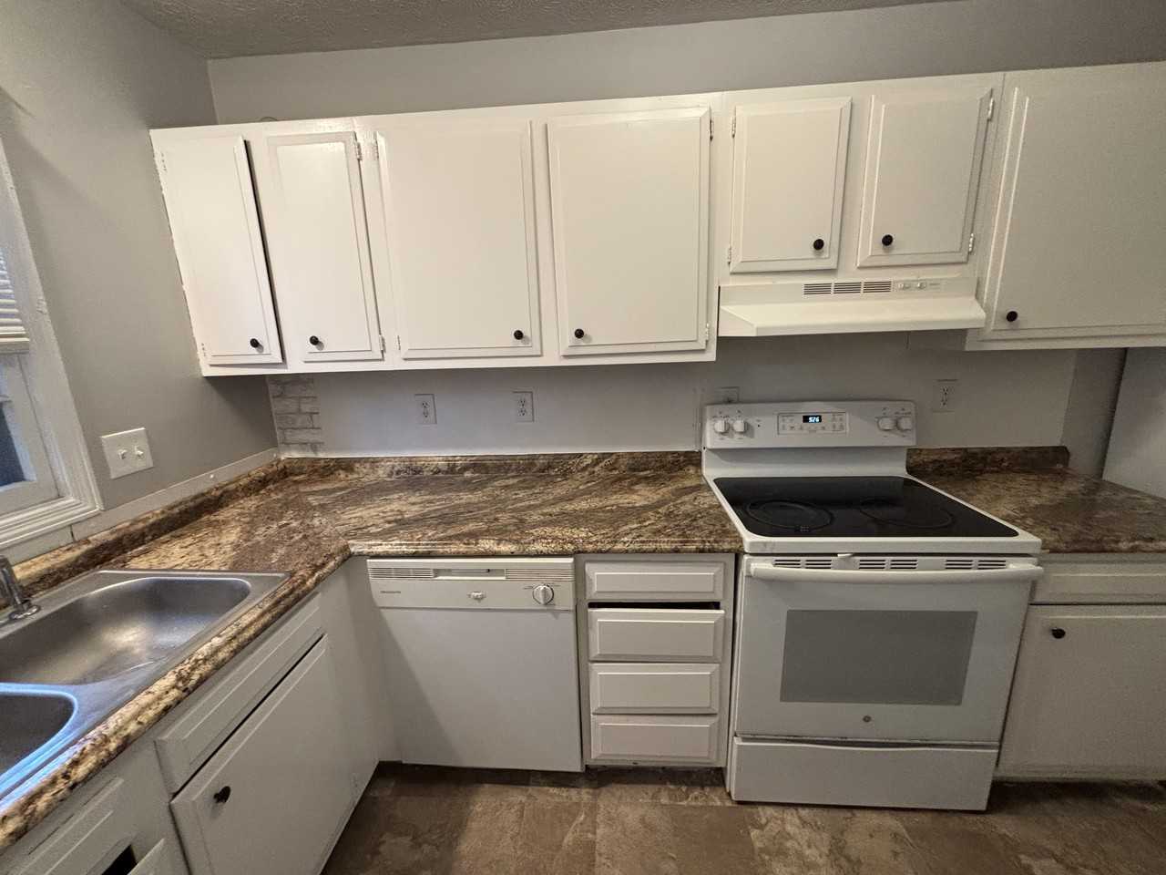 201 Southway Garden Rd #1 - Photo 4 of 17