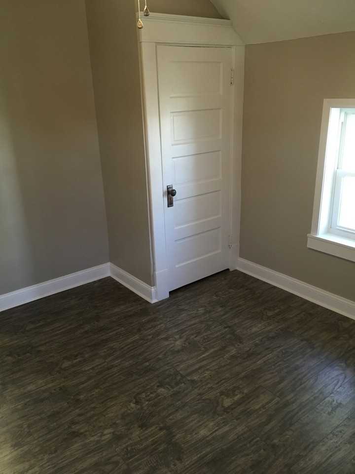 752 3rd St - Photo 2 of 11