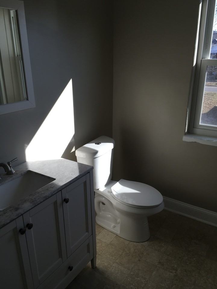 752 3rd St - Photo 5 of 11