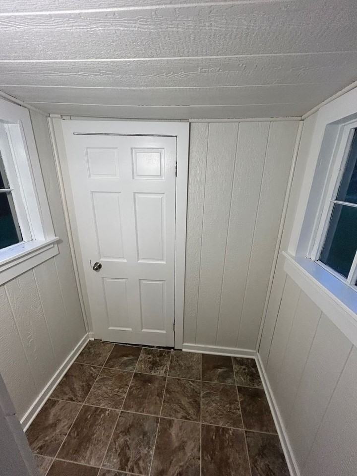 270 Pine St - Photo 4 of 18