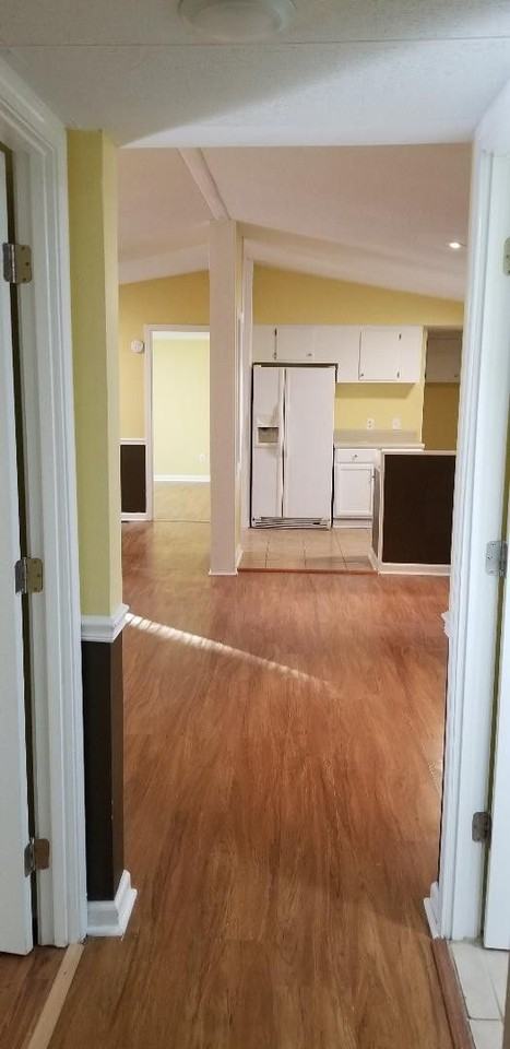 163 Brentwood Ln - Photo 4 of 20