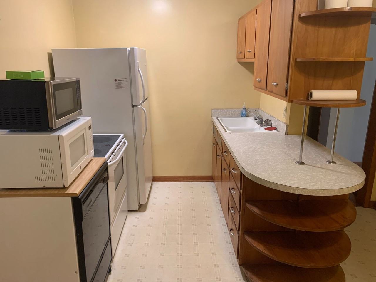 120 W Vermont Ave - Photo 5 of 10