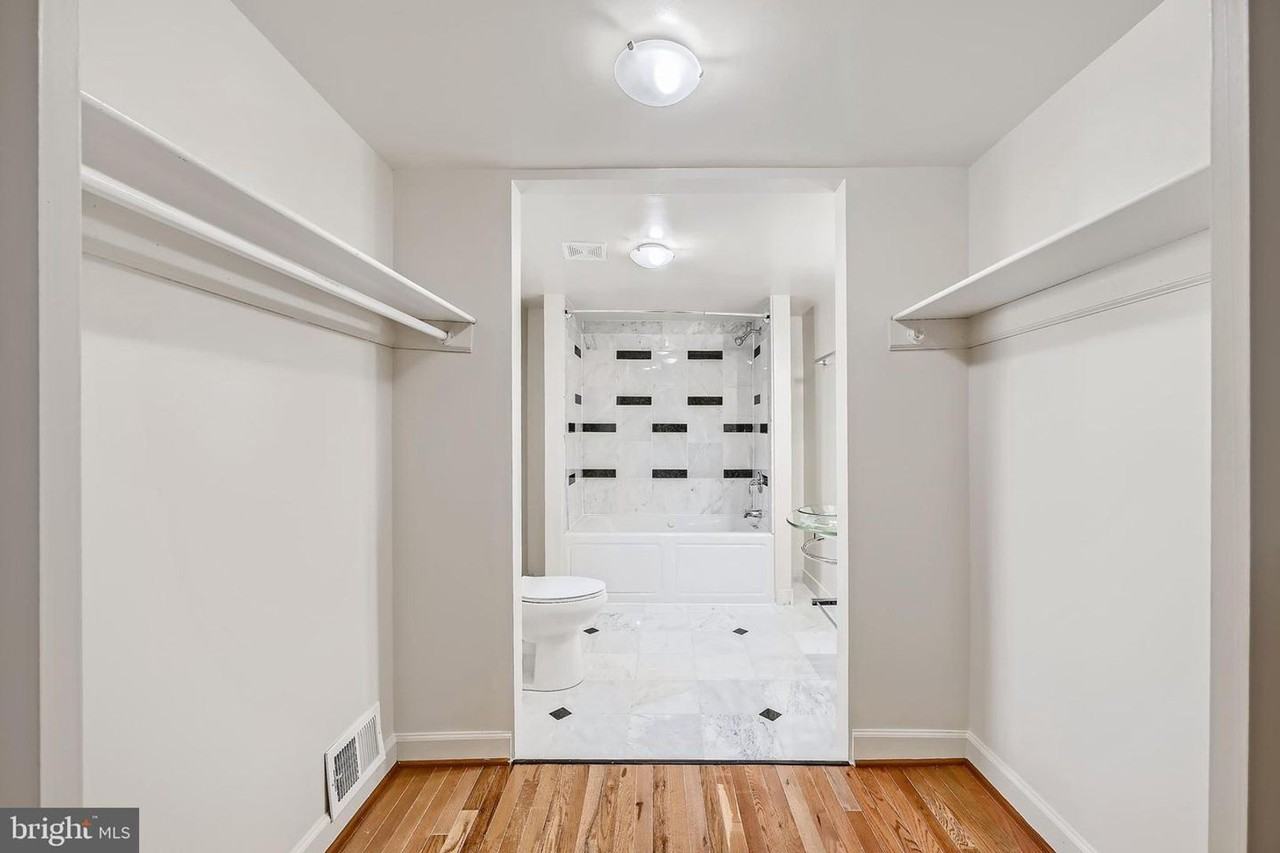 456 E Federal St - Photo 2 of 15