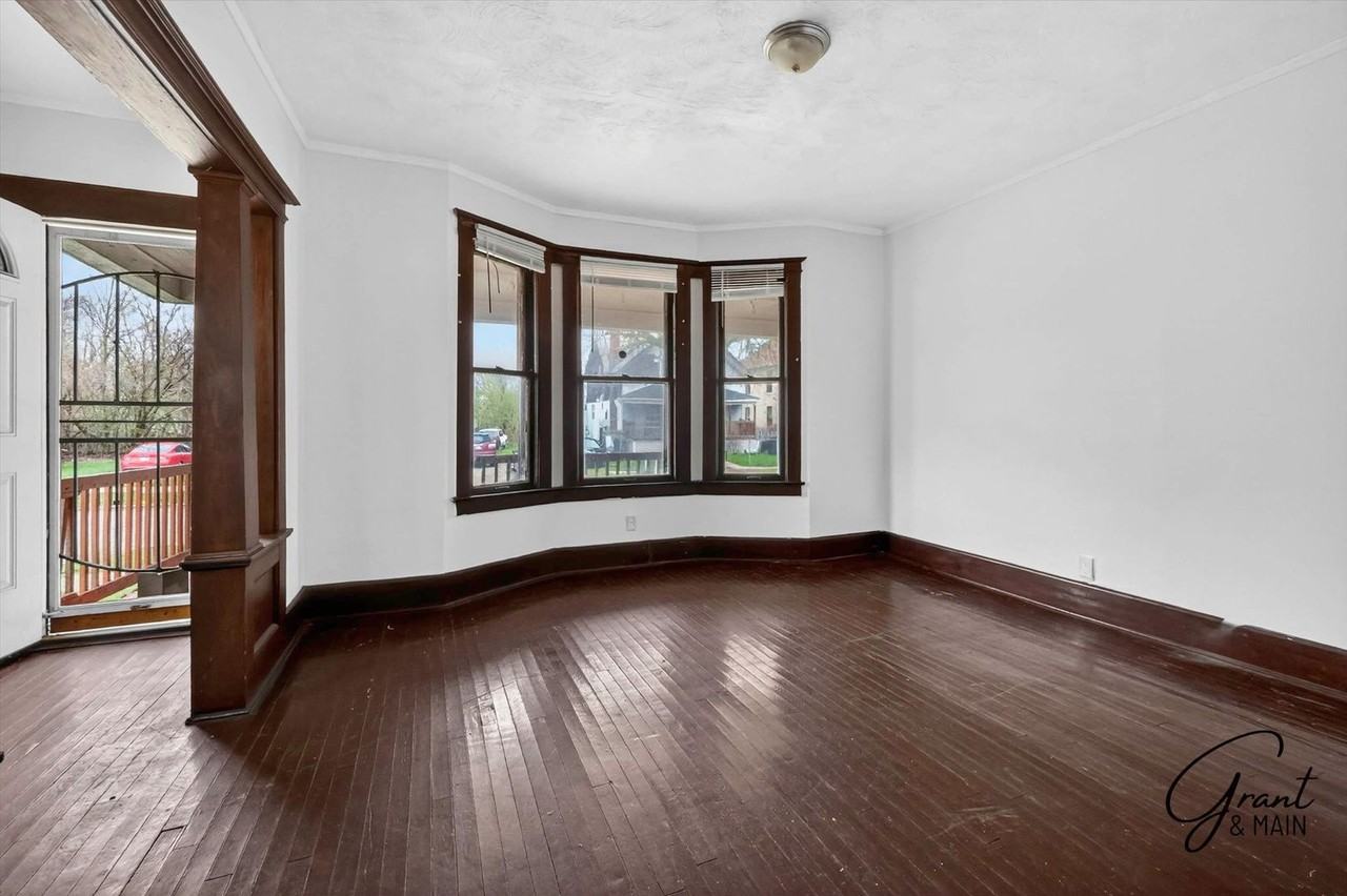 127 W Buena Vista St - Photo 4 of 21