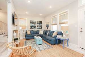 featured image of S Boxwood St