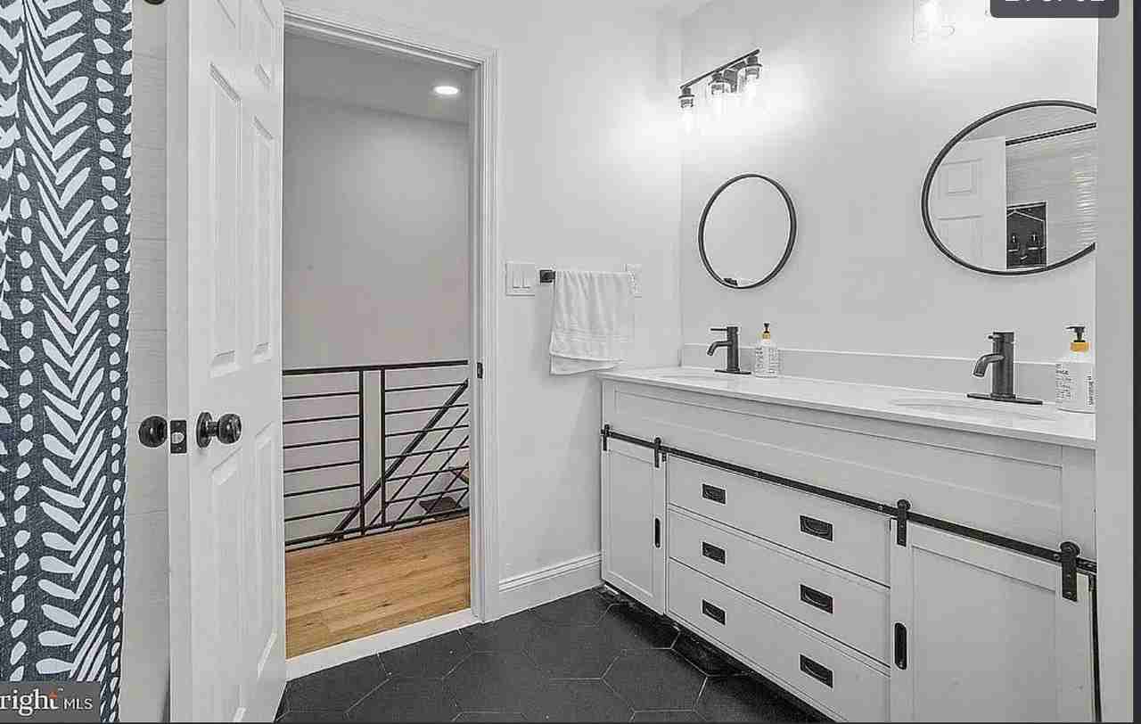 Musgrave St - Photo 7 of 16