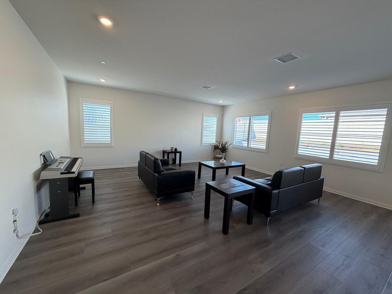 Lasselle St - Photo 5 of 21