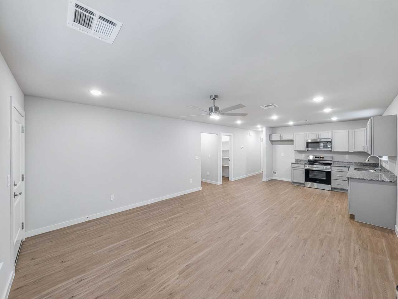 6511 Nw Altus St - Photo 3 of 16