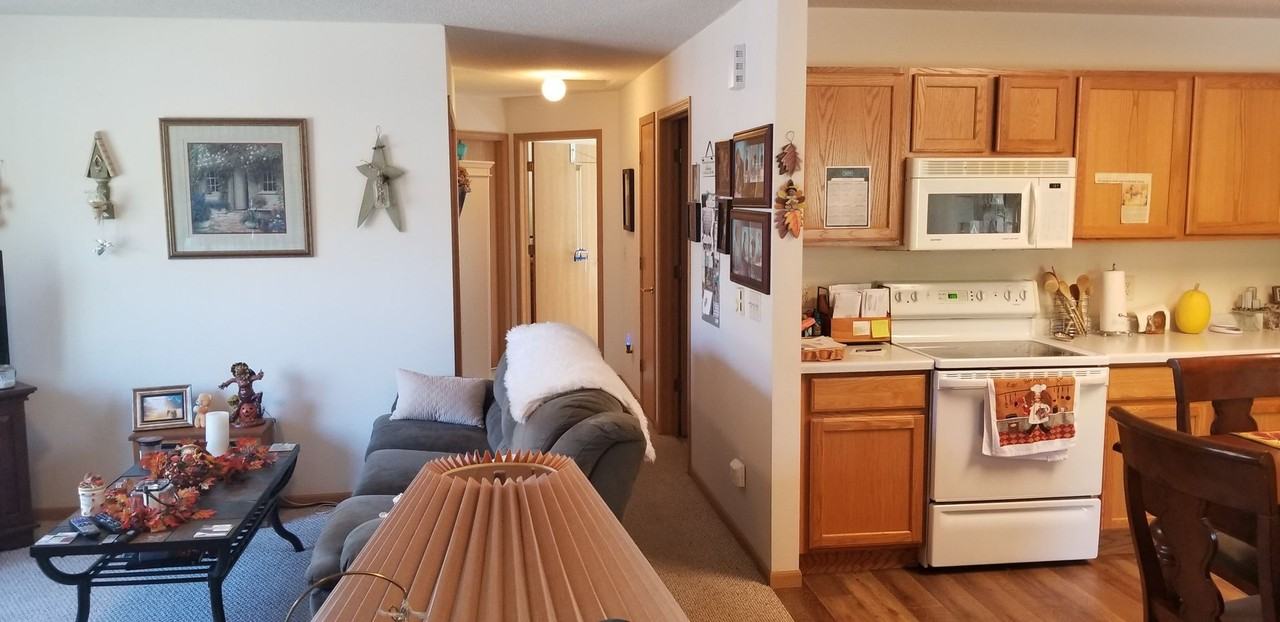 Prairie View Apartments II - Photo 3 of 10