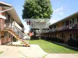 featured image of 214 E Church St