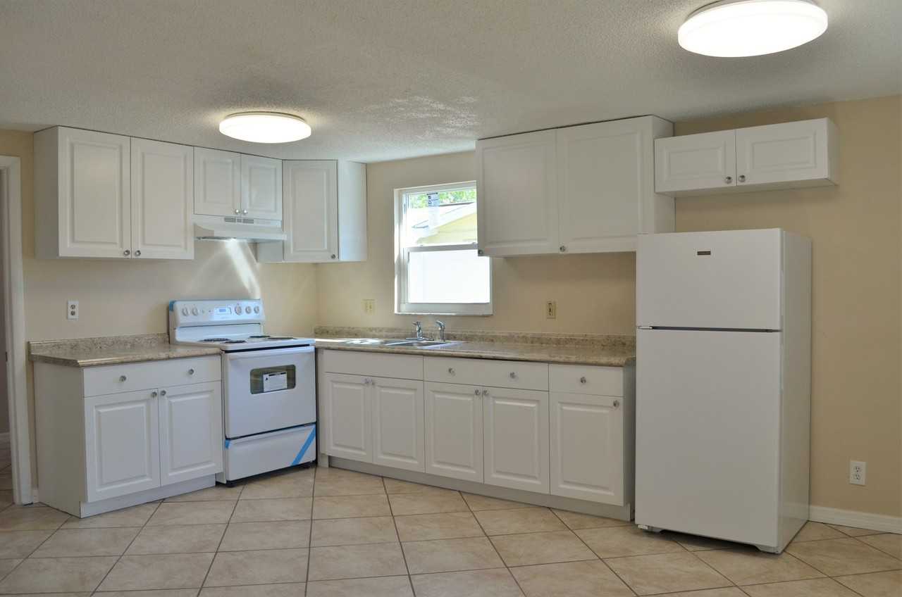 9035 Cochise Ln - Photo 6 of 16