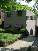 featured image of 2513 Stuart Ave