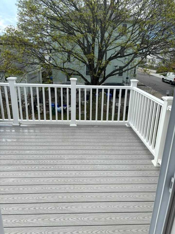 121 Ledge St - Photo 7 of 27