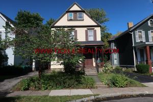 featured image of 13 Lafayette Park