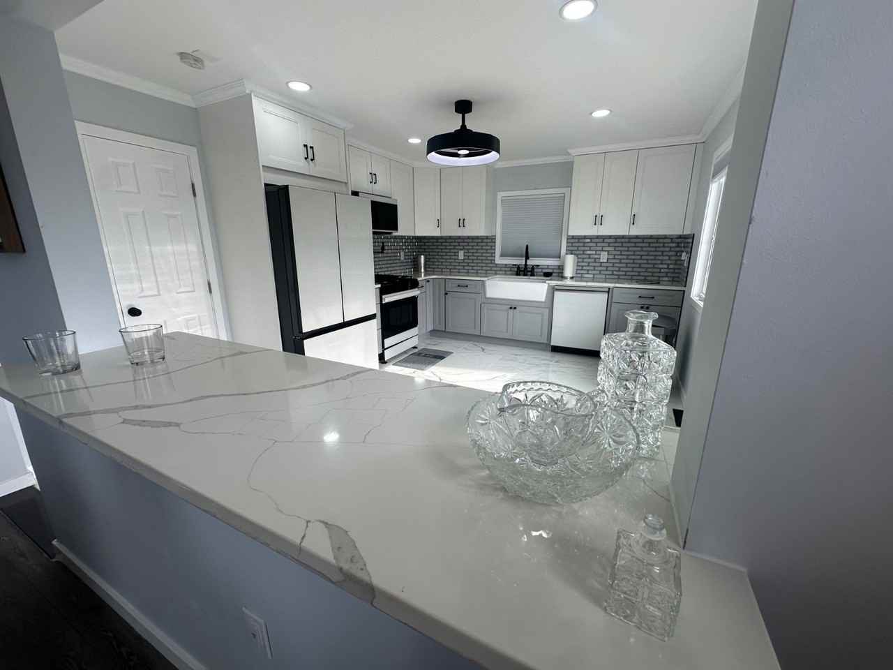 595 Kingfisher Cir - Photo 6 of 50