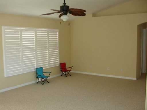 988 Cornell Ave - Photo 2 of 9