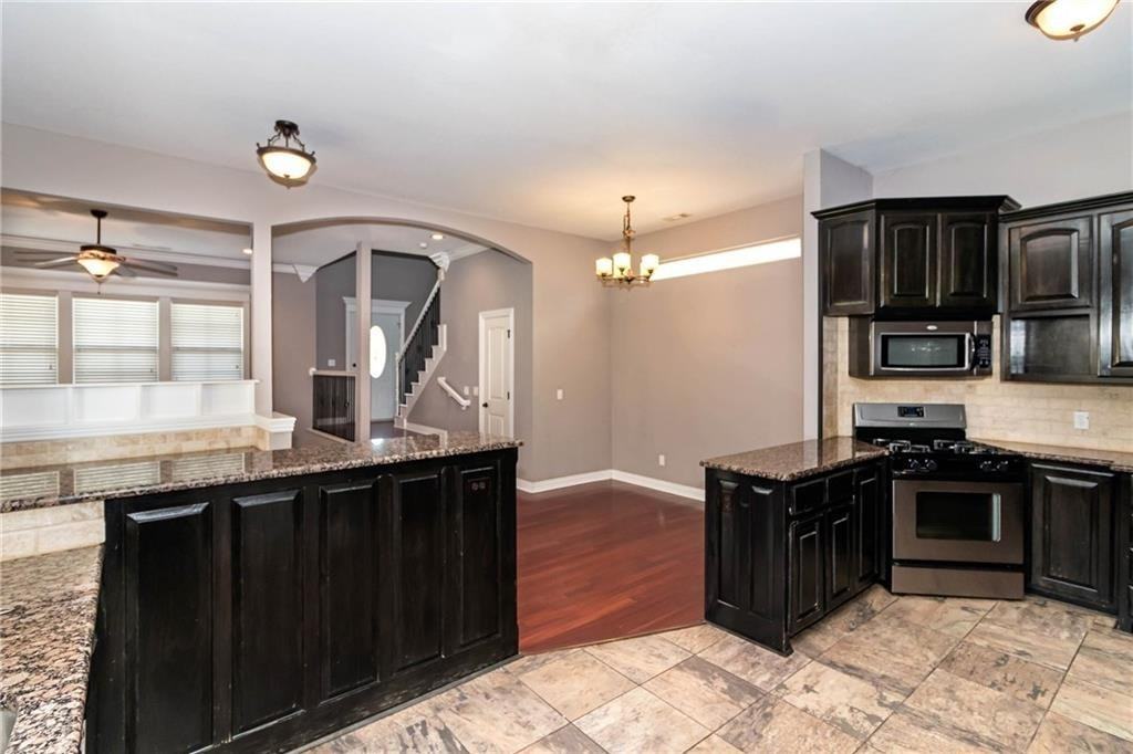 525 N Rupple Rd - Photo 4 of 24