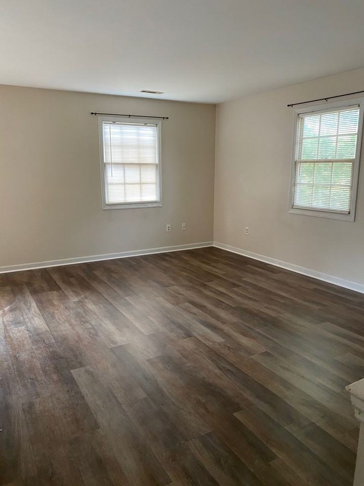 516 Maplewood Ave - Photo 6 of 18