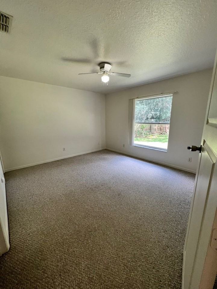 14918 Windy Mount Cir - Photo 7 of 10