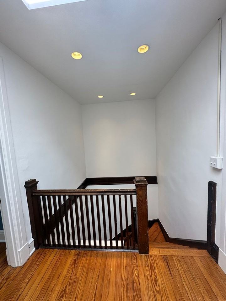 809-809 809-809 1/2 King St & 103 1/2 N. Alfred Street - Photo 4 of 21