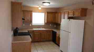 featured image of 847 Rambling Oaks Dr