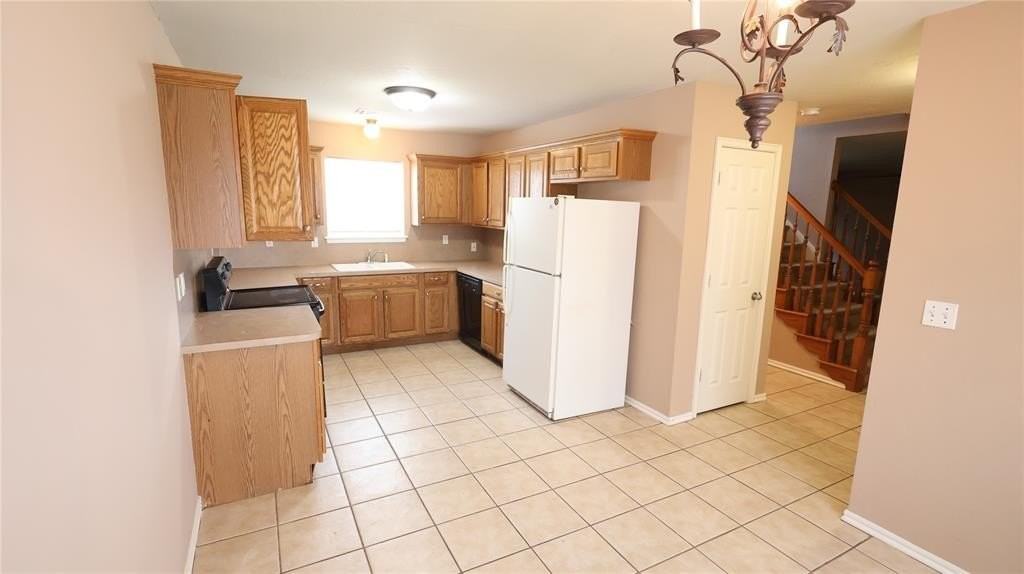 847 Rambling Oaks Dr - Photo 7 of 29