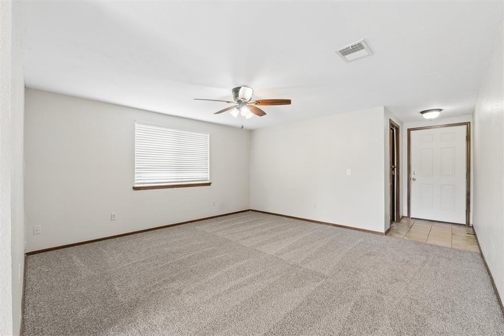 2905 Sw 82nd St - Photo 6 of 30