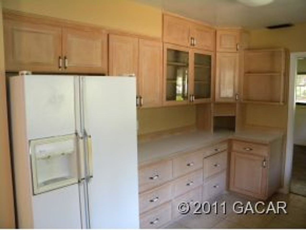 3008 Nw 1st Ave - Photo 3 of 9