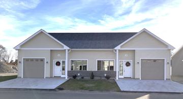 featured image of 32 32 - 34 West Valley Circle