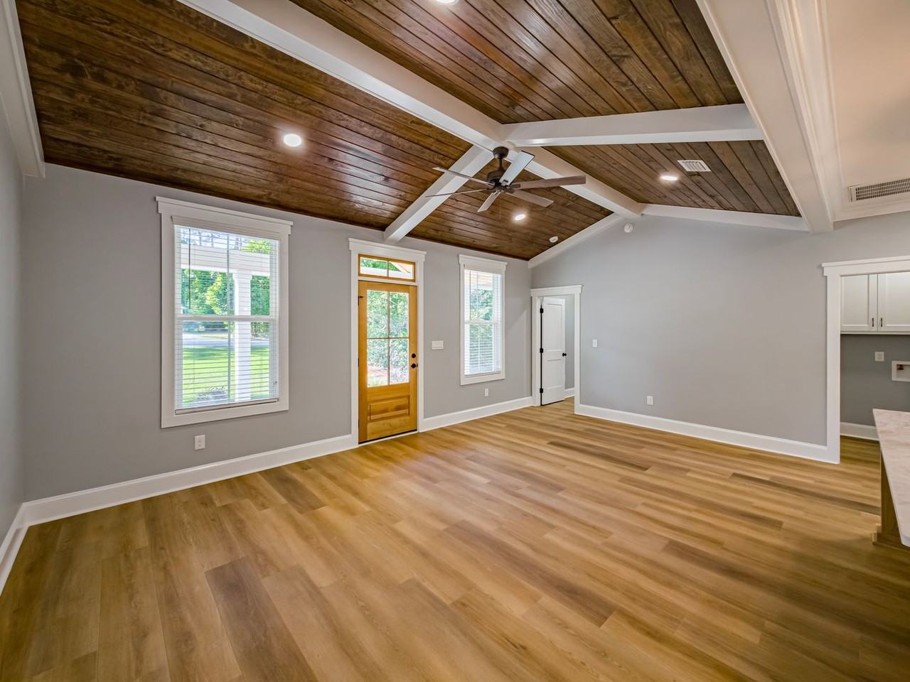 807 Cherokee Ave #A - Photo 4 of 21