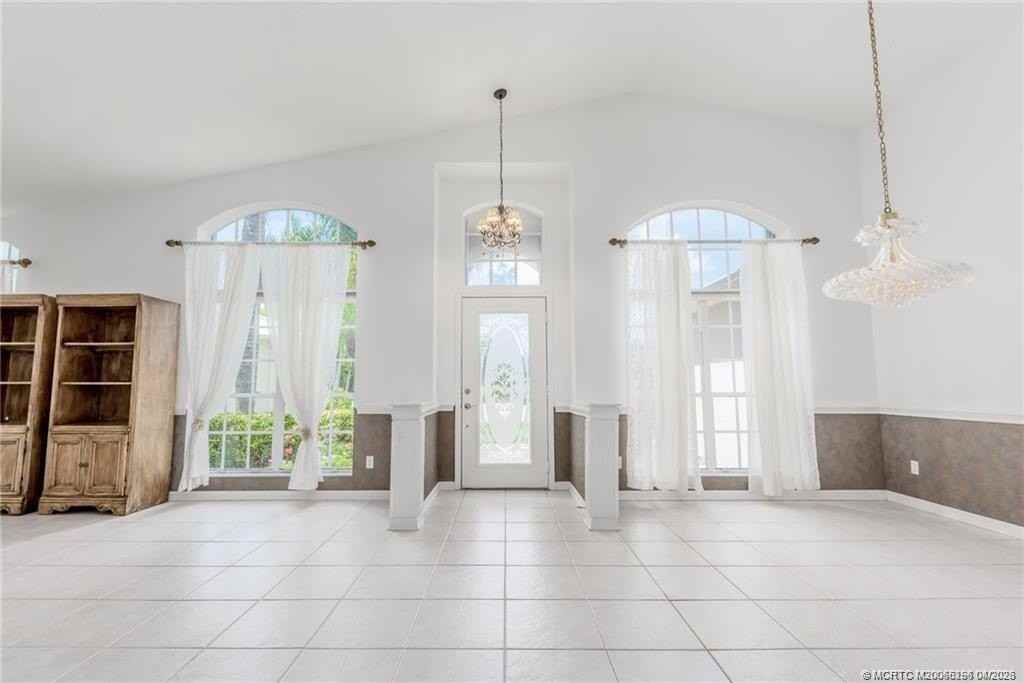 376 Nw Canna Way - Photo 6 of 31