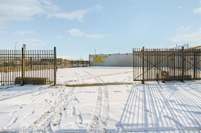 10333 Gratiot Ave - Photo 5 of 12