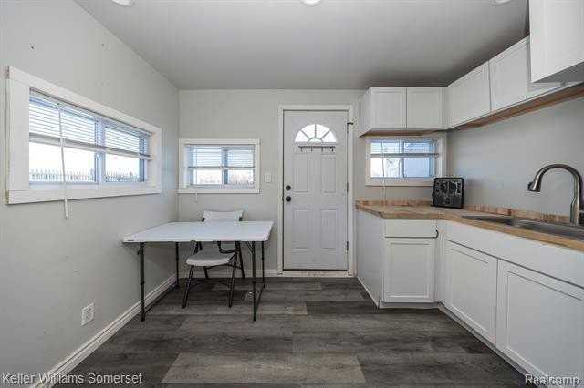 10333 Gratiot Ave - Photo 7 of 12