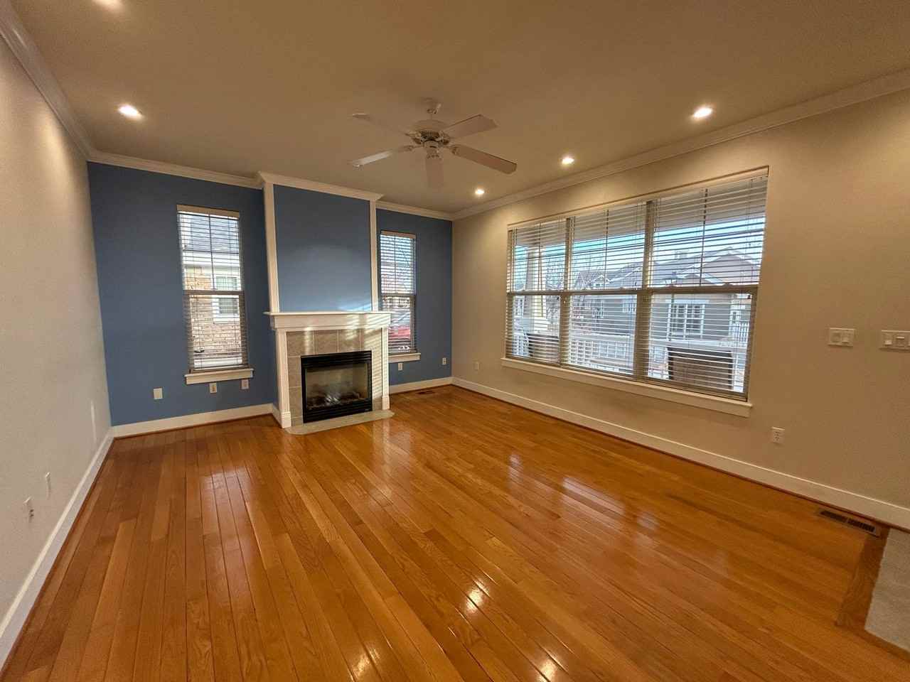 4751 Pleasant Oak Dr #68 - Photo 2 of 22