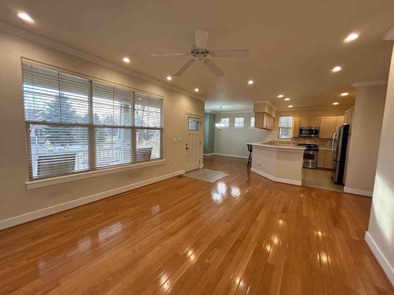 4751 Pleasant Oak Dr #68 - Photo 3 of 22