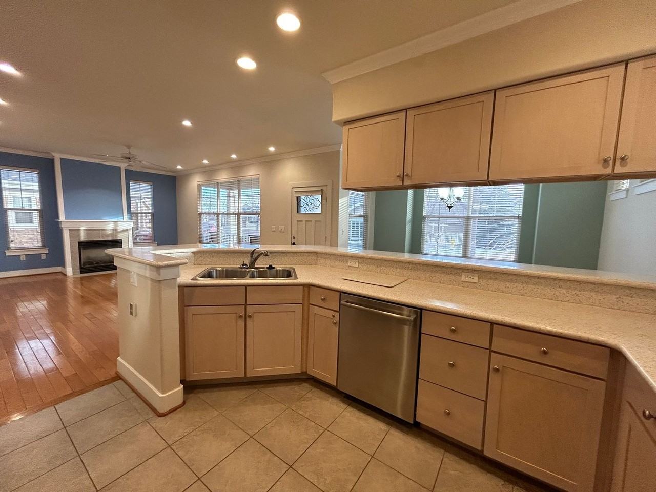 4751 Pleasant Oak Dr #68 - Photo 6 of 22