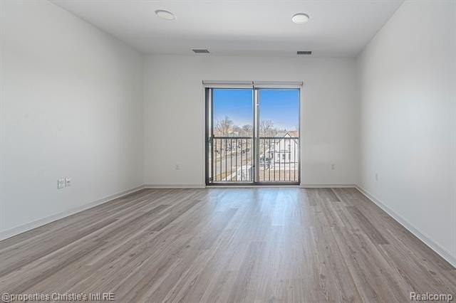 7410 Kercheval St #212 - Photo 4 of 20