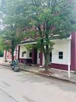 featured image of 201 N Cedar St