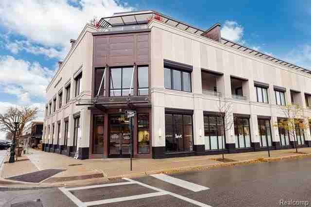 400 S Old Woodward Ave #306