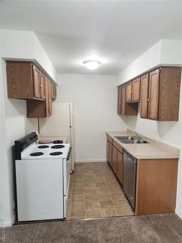 34650 Clarkson Dr W #46 - Photo 4 of 7