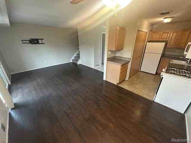41168 N Woodbury Green Dr - Photo 6 of 18