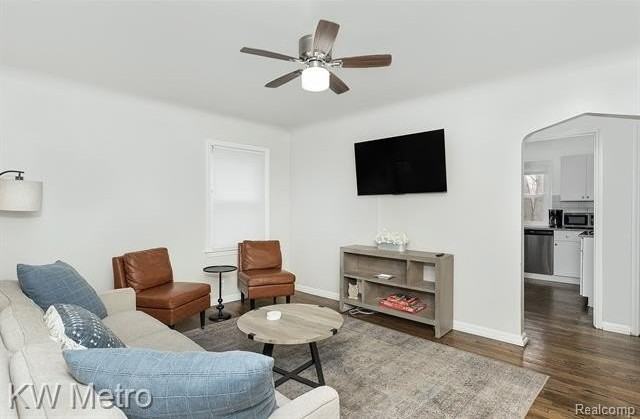 3340 Edgeworth St - Photo 2 of 29